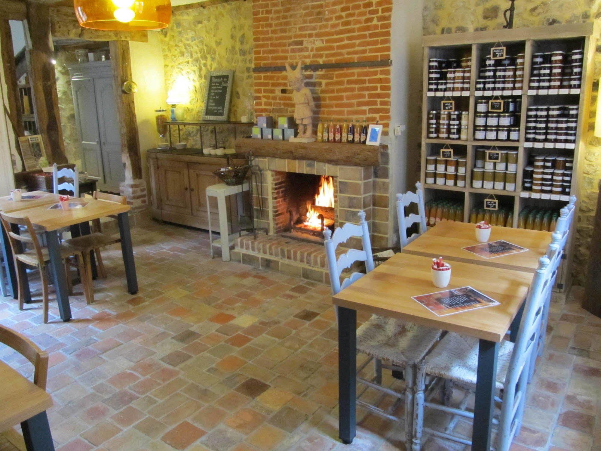 D'hôtes A L'ecole Buissonniere 3*