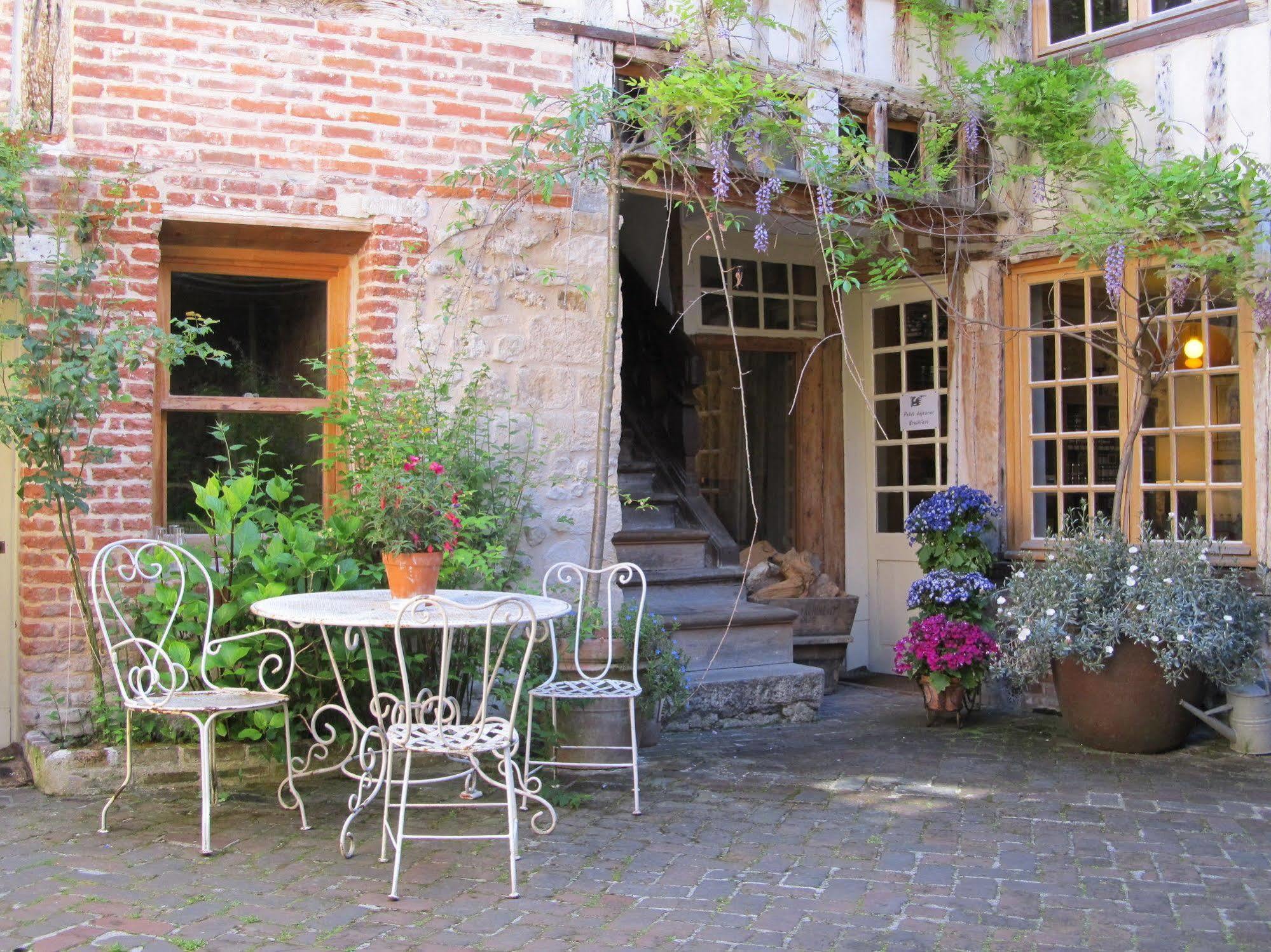 Couette-café D'hôtes A L'ecole Buissonniere Honfleur
